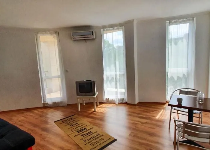 Aparthotel Sapphire 2*