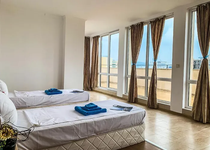 Sapphire Aparthotel 2*