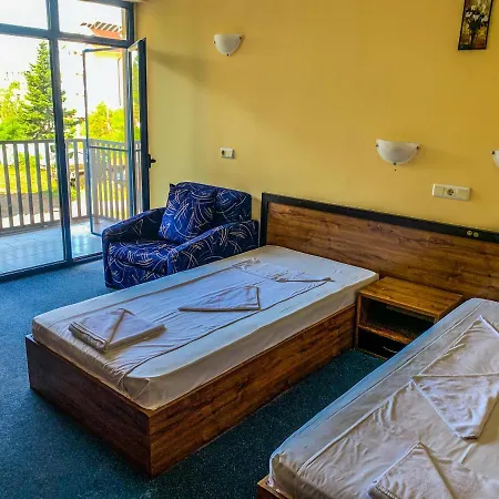 Apartahotel Sapphire 2*